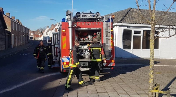 De brandweer in Sluis.
