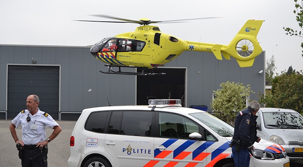 De man werd gewond naar het ziekenhuis in Gent gebracht.