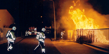 Forse brand in stapel pallets bij Sligro