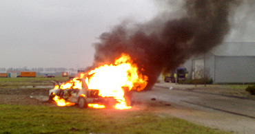 Sloopauto in brand in Yerseke