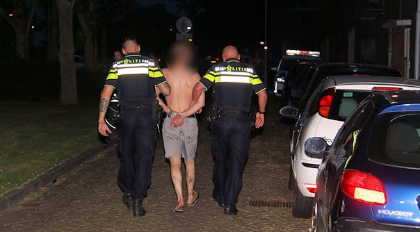 De arrestant is afgevoerd naar Emergis in Kloetinge.