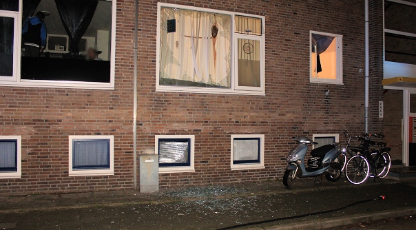 De ravage bij de woning in Vlissingen.