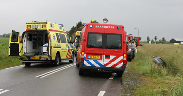 Twee gewonden bij ongeval Oud-Vossemeer