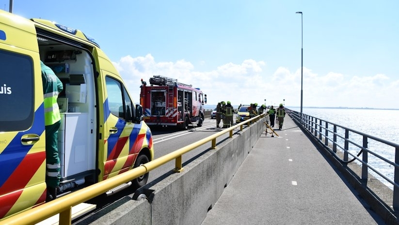 Bij het ongeluk kwam een 65-jarige wielrenner uit Zierikzee om het leven.