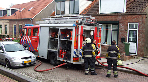 De brand aan de Hoenderweg in Sint-Annaland. 
