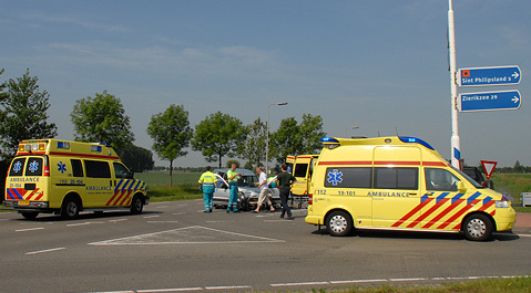 Bij het ongeval werden drie ambulances ingezet.