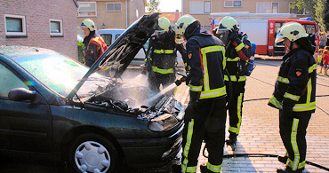 Brandweer druk met autobranden