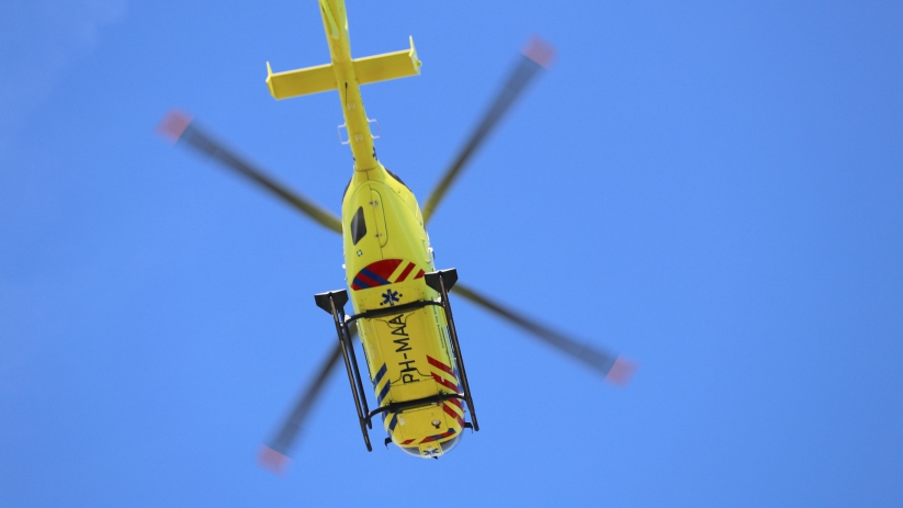 Traumahelikopter voor kindje met brandwonden