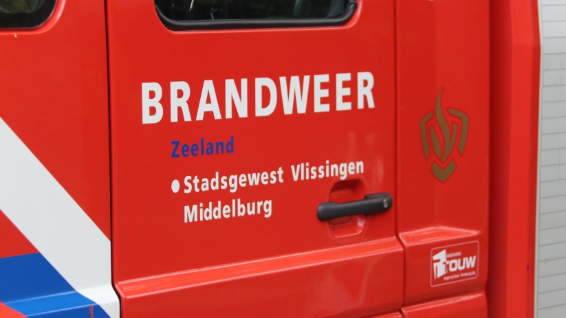 Brandweer redt schaap uit sloot Middelburg