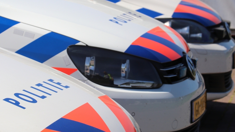 Politie zoekt getuigen bekrassen auto Tholen