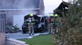 Auto en schuur in brand Kruiningen