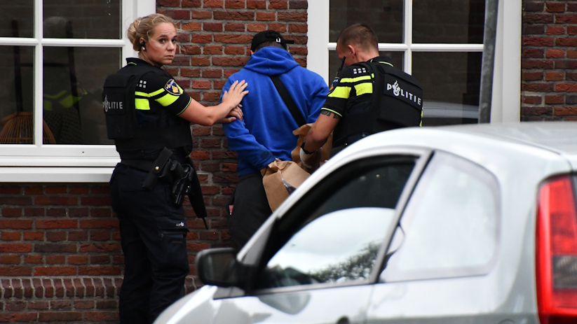 De arrestatie van de verdachte destijds in het centrum van Middelburg.