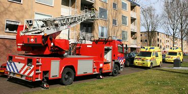 Brandweer haalt patient uit woning Middelburg