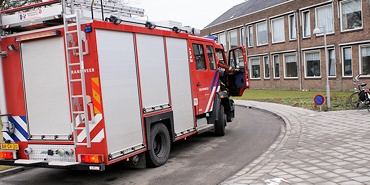 Brandweer druk met automatische brandmeldingen