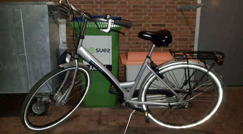 De fiets kan bij het politiebureau worden opgehaald.