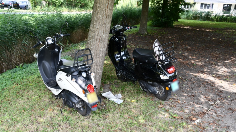 Scooters beschadigd door ongeval bij Zierikzee.