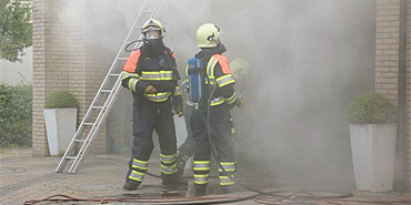 Flinke brand in woning Muyeweg Nieuwerkerk