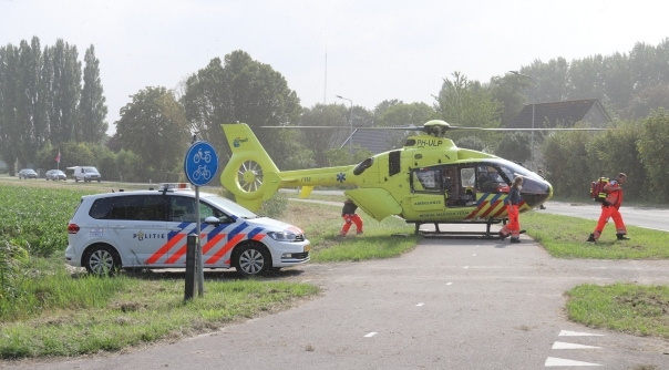 De traumahelikopter in Wolphaartsdijk.