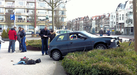 Het eenzijdige ongeval op het Stadhuisplein in Vlissingen.