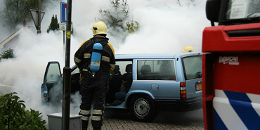 Auto uitgebrand Cornelisweg Goes