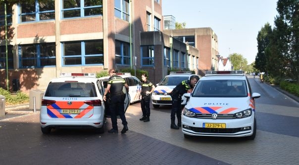In de Van der Spiegelstraat werden twee mannen opgepakt.