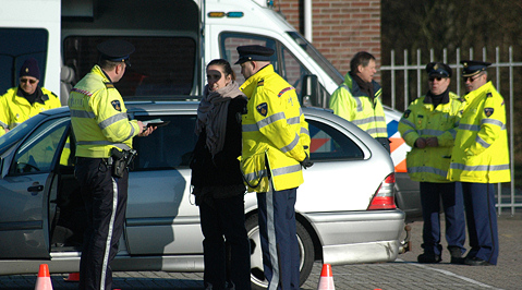 De politie controleerde in Vrouwenpolder en Vlissingen.