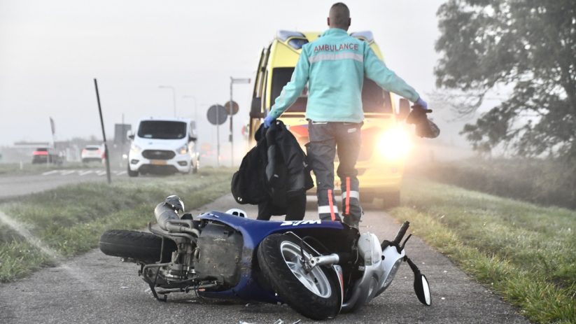 Scooterrijder en fietser gewond na ongeluk bij Vrouwenpolder.