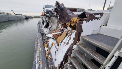 Flinke schade bij aanvaring binnenvaartschepen