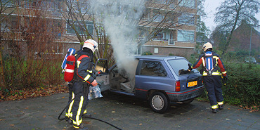 Autobrand in Lauwereyszstraat Middelburg