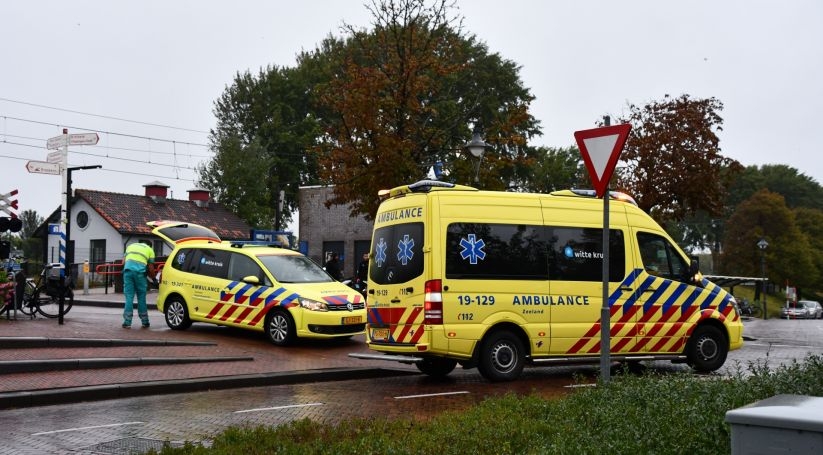 Het slachtoffer is met spoed naar het ziekenhuis gebracht.