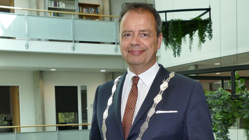 Burgemeester Van der Hoek