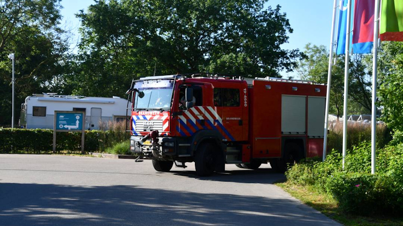 De brandweer van Oostkapelle kwam ook ter plaatse.