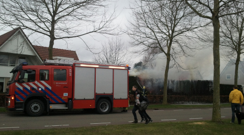 De coniferenbrand aan de Eendvogelstraat.