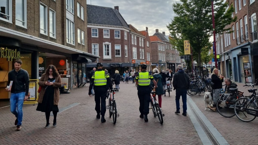 De agenten surveilleerden in het centrum van Middelburg.