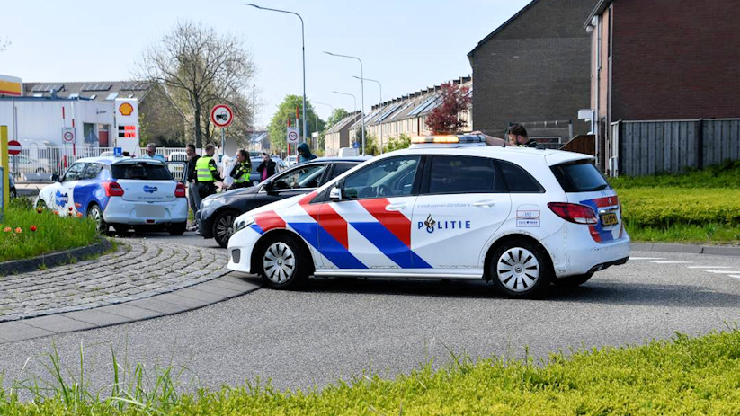 Gewonde bij ongeval met lesauto in Middelburg.