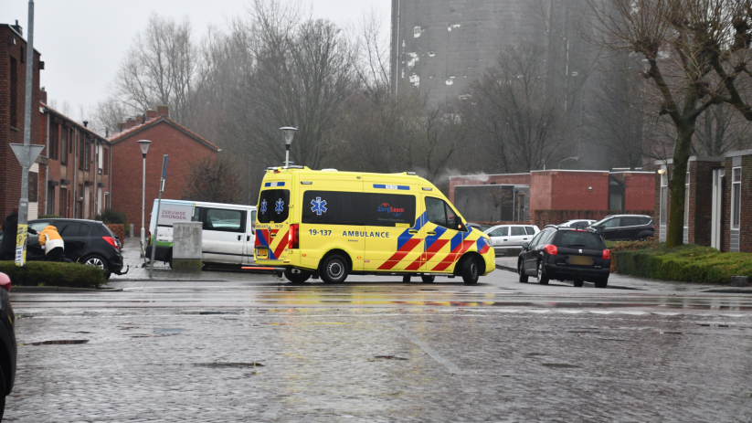 Auto beschadigd bij ongeval Sas van Gent.