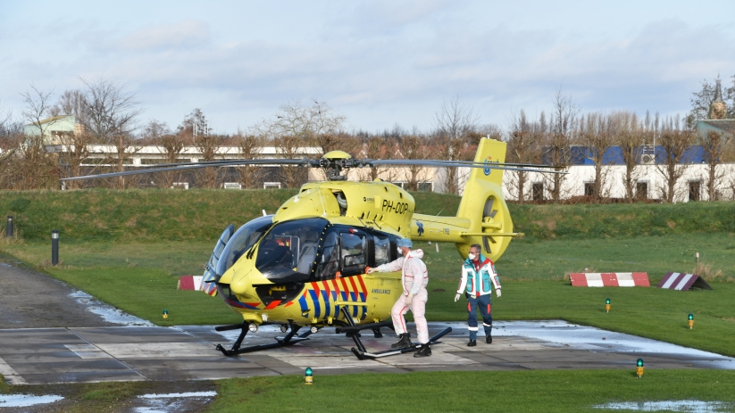 De helikopter vervoerde de patiënt naar Duitsland.