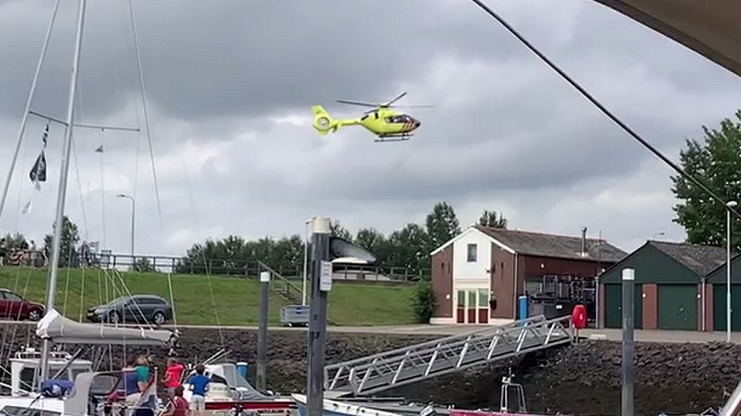 De Rotterdamse traumahelikopter kwam ook ter plaatse.