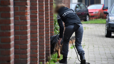 Politie speurt naar drugs en vuurwerk in Middelburg