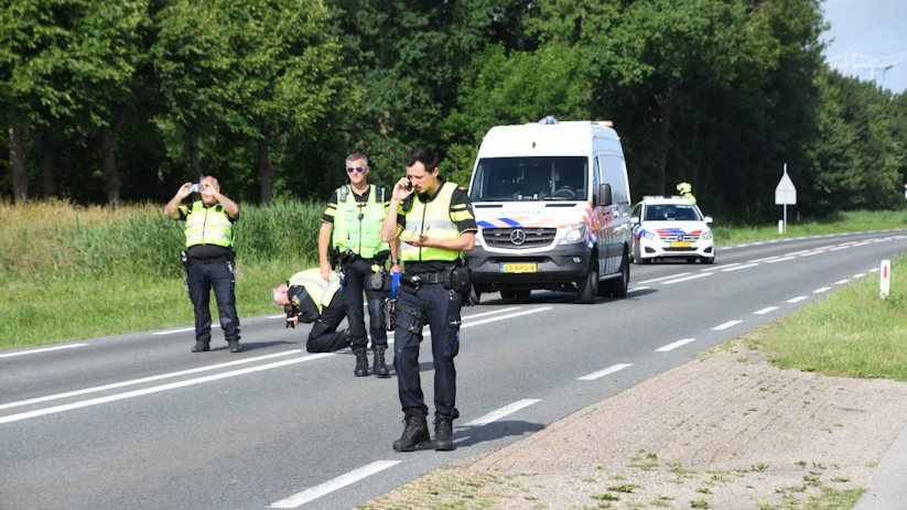 Motorrijder overleden na botsing met landbouwvoertuig Kapelle.