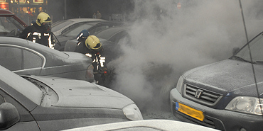 Schade aan voertuigen door autobrand Terneuzen