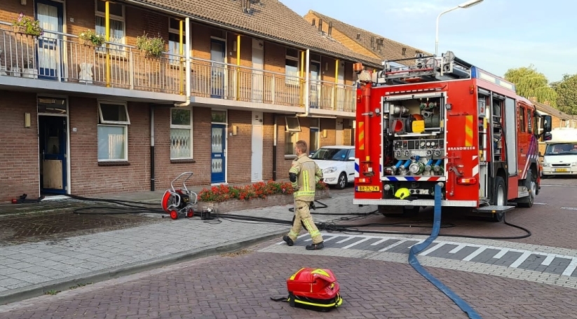 De brandweer van Breskens had het vuur snel onder controle.