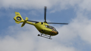 Traumahelikopter landt voor arbeidsongeval in 's-Heer Arendskerke