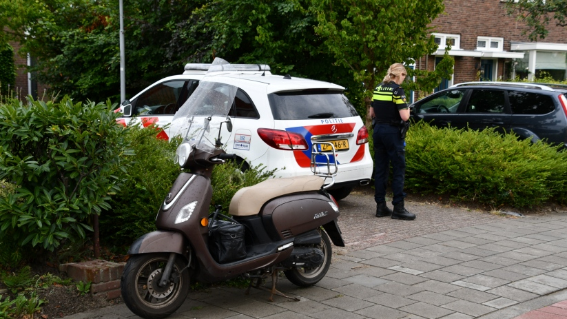 Scooterbestuurders aangereden in Vlissingen.