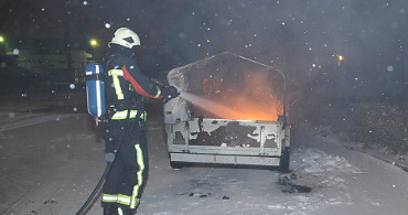 Aanhangwagen in brand Arnemuiden