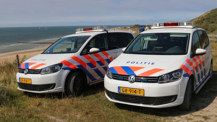 Politie: ‘Houd strand bereikbaar voor hulpdiensten’