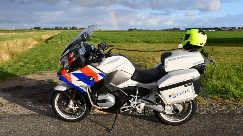 14-Jarige bromfietser bekeurd voor rijden zonder rijbewijs