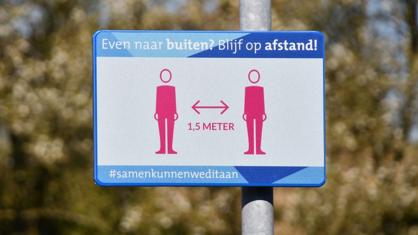 Vanaf 25 september niet verplicht 1,5 meter afstand meer