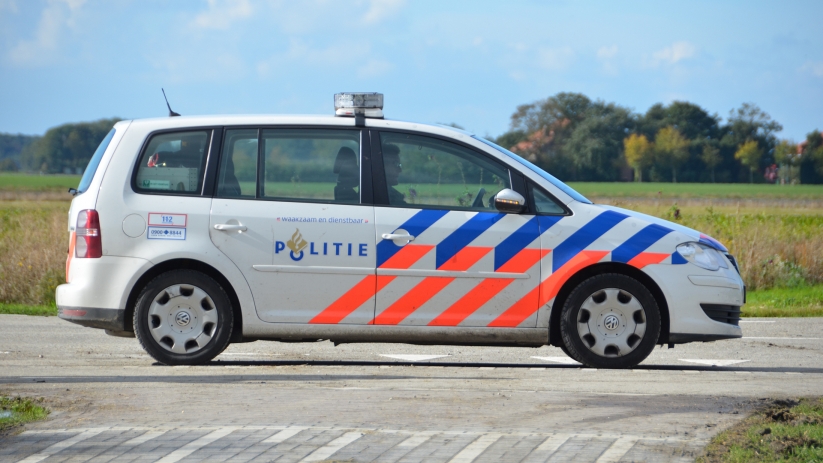 Man steekt gestolen spullen ex in brand