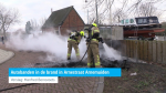 Autobanden in de brand in Arnestraat Arnemuiden